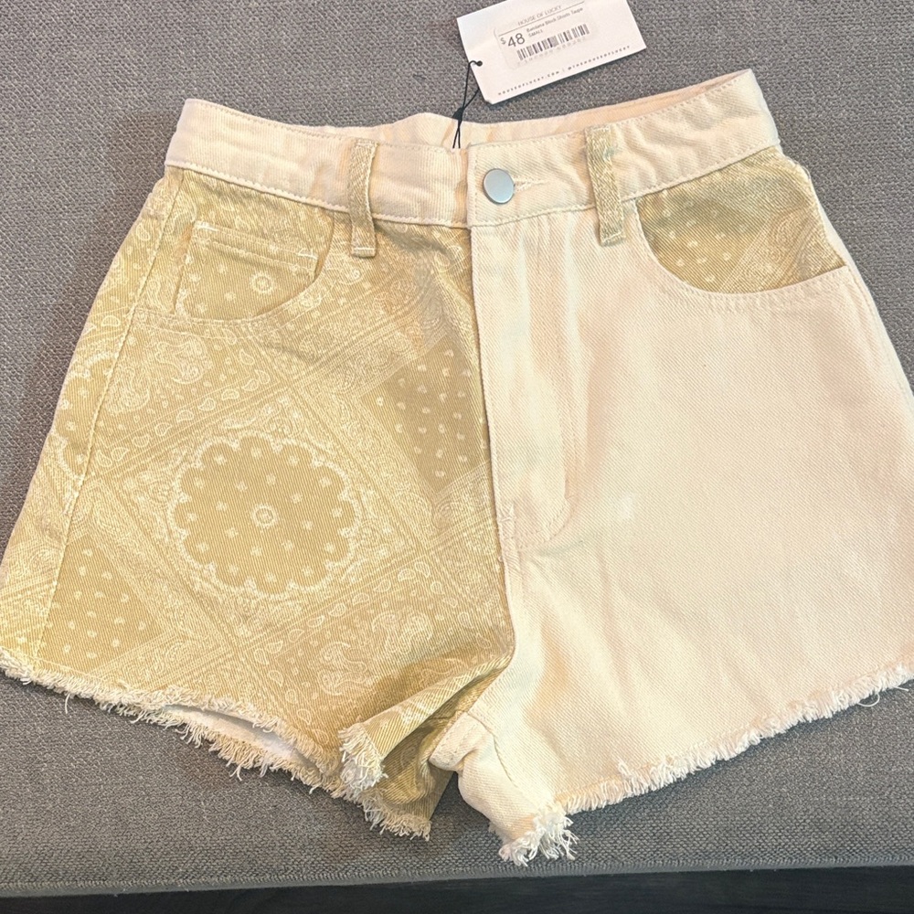 Trendy Cream and Tan Jean Shorts